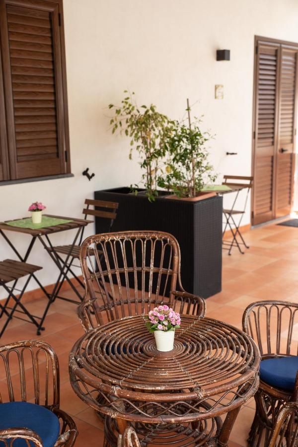 Maria Tindara "La Locanda" วุลกาโน ภายนอก รูปภาพ